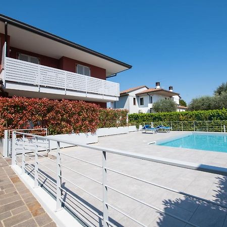Villa Liliana - App. 06 Sirmione Buitenkant foto